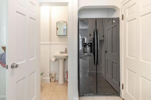 34 Eustis St, Arlington, MA 02476 photo 15