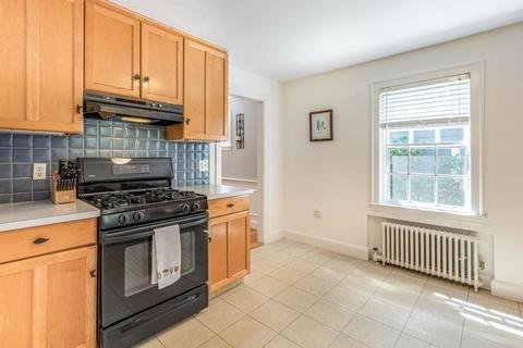34 Eustis St, Arlington, MA 02476 photo 14