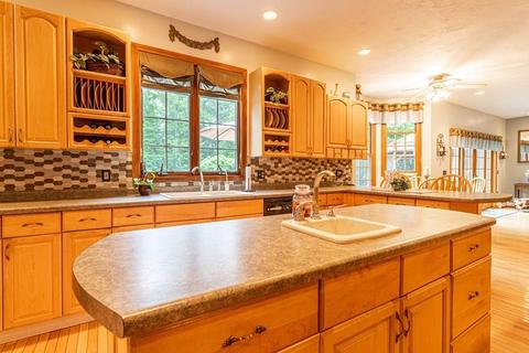 72 Dunn Rd, Ashburnham, MA 01430 photo 8