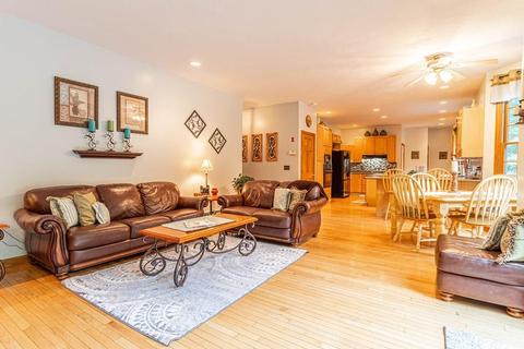72 Dunn Rd, Ashburnham, MA 01430 photo 12