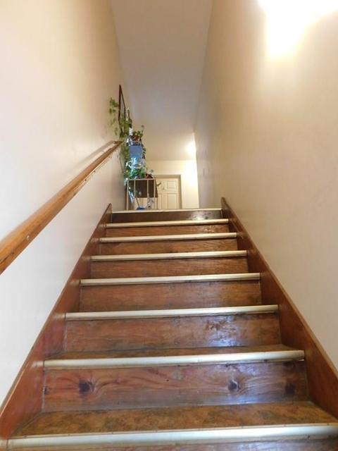 76 Manhattan St, Springfield, MA 01109 photo 8