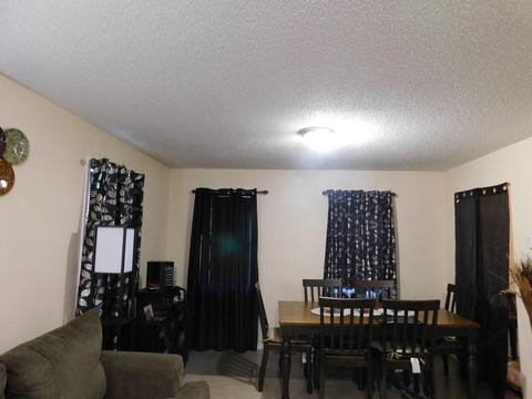 76 Manhattan St, Springfield, MA 01109 photo 19