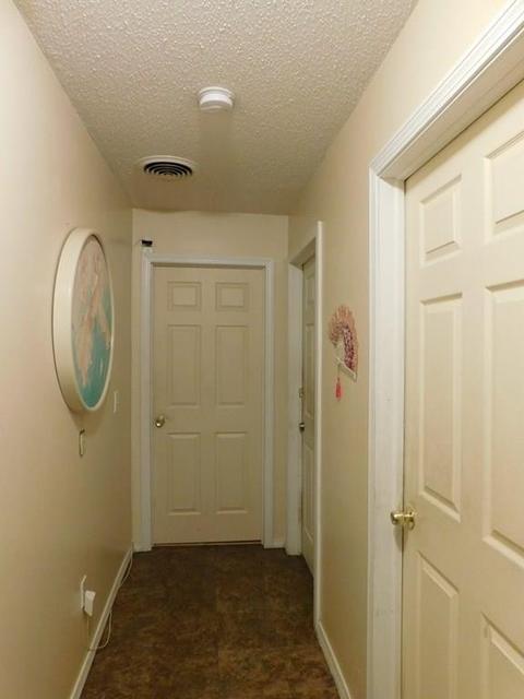 76 Manhattan St, Springfield, MA 01109 photo 9