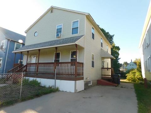76 Manhattan St, Springfield, MA 01109 photo 5
