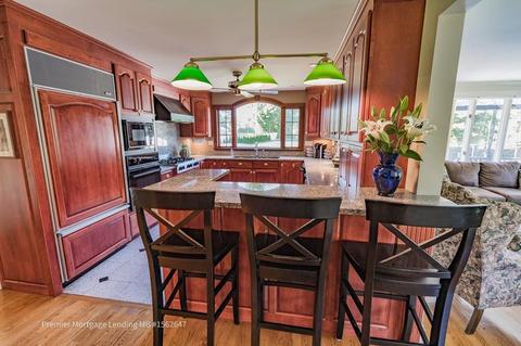 2 Rustic Ln, Plaistow, NH 03865 photo 9