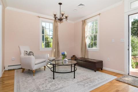 12 Pinevale Ave, Wellesley, MA 02482 photo 3