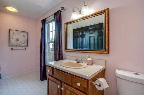 55 Etre Dr, Worcester, MA 01604 photo 24