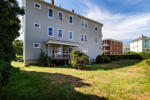 65 Barre St, Fall River, MA 02723 photo 4