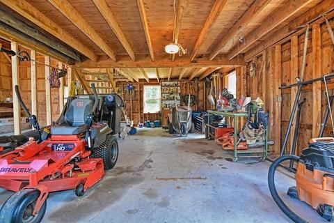18 Gaskill St, Mendon, MA 01756 photo 36