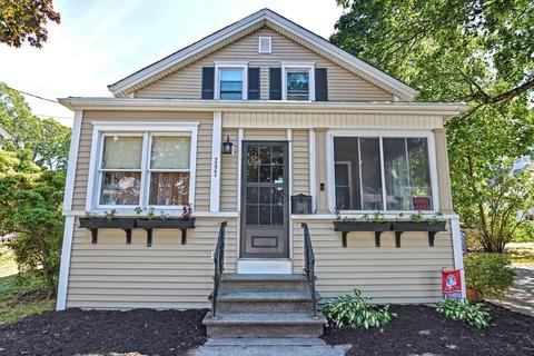297 Kenyon St, Fall River, MA 02720 photo 1