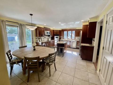 45 Exeter Ave, Longmeadow, MA 01106 photo 3