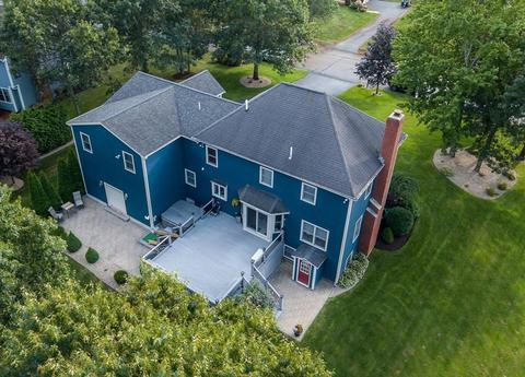 22 Arrowhead Ln, Raynham, MA 02767 photo 3