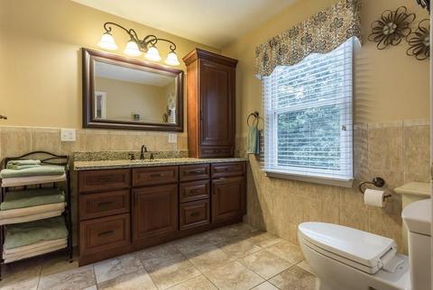 22 Arrowhead Ln, Raynham, MA 02767 photo 17