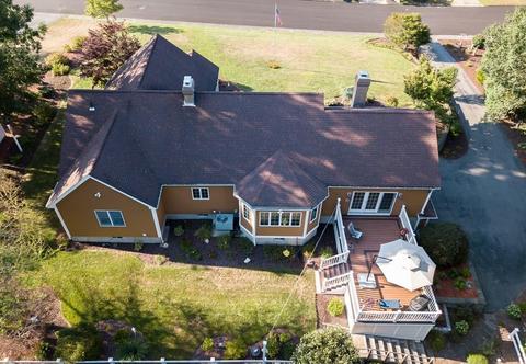 105 High Ridge Dr, Raynham, MA 02767 photo 3