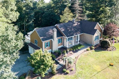 105 High Ridge Dr, Raynham, MA 02767 photo 1