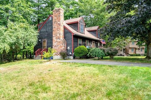 3 Picard Cir, Easthampton, MA 01027 photo 2