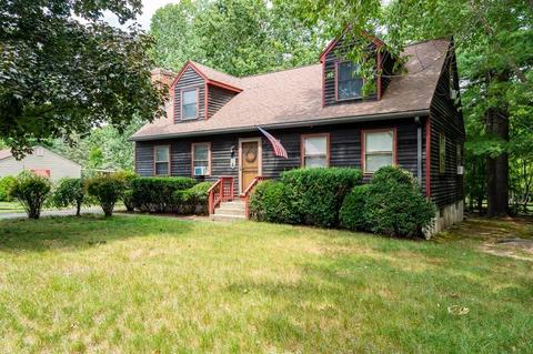 3 Picard Cir, Easthampton, MA 01027 photo 1