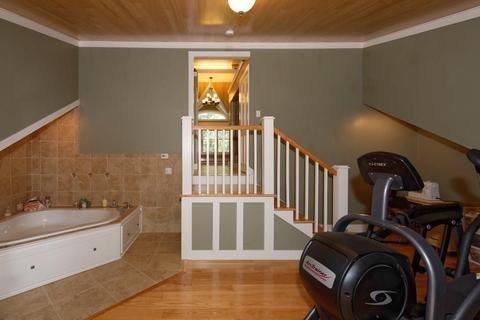 93 Bates St, Mendon, MA 01756 photo 26