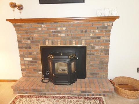 237 Thompson St, Palmer, MA 01069 photo 12