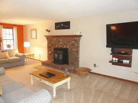 237 Thompson St, Palmer, MA 01069 photo 11