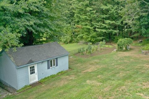 237 Thompson St, Palmer, MA 01069 photo 36