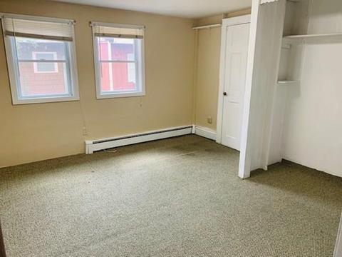 15 Cox St, Acushnet, MA 02743 photo 2