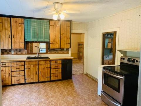 15 Cox St, Acushnet, MA 02743 photo 7
