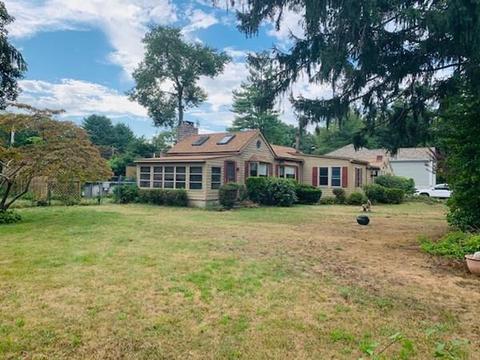 15 Cox St, Acushnet, MA 02743 photo 12