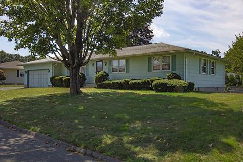70 Labelle Dr, Chicopee, MA 01020 photo 1