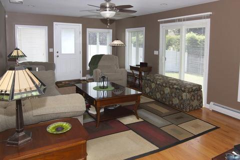 70 Labelle Dr, Chicopee, MA 01020 photo 11