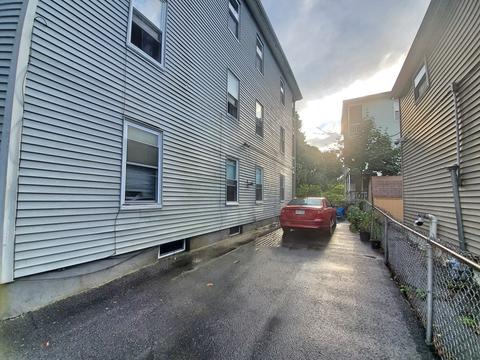 3 Hacker St, Worcester, MA 01603 photo 3