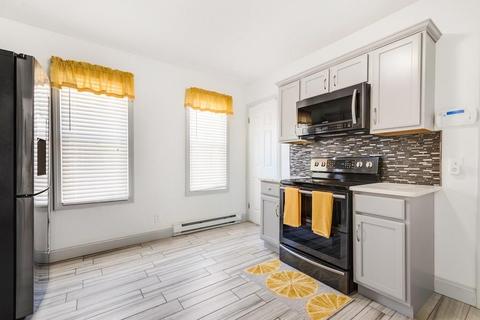 35 Trillium St, Springfield, MA 01108 photo 10