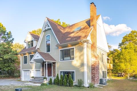 474 Bridge St, Dedham, MA 02026 photo 2
