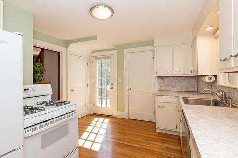 20 Benjamin Rd, Arlington, MA 02476 photo 15