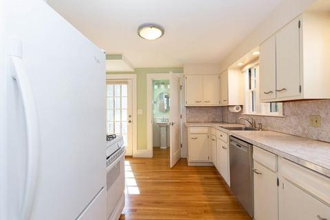 20 Benjamin Rd, Arlington, MA 02476 photo 16
