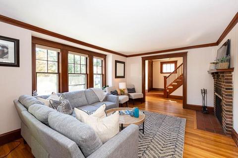 20 Benjamin Rd, Arlington, MA 02476 photo 11