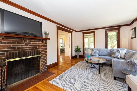20 Benjamin Rd, Arlington, MA 02476 photo 12
