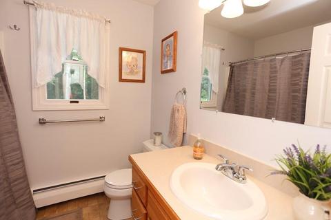 32 Pine Hill Rd, Easthampton, MA 01027 photo 31