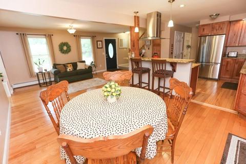 32 Pine Hill Rd, Easthampton, MA 01027 photo 8