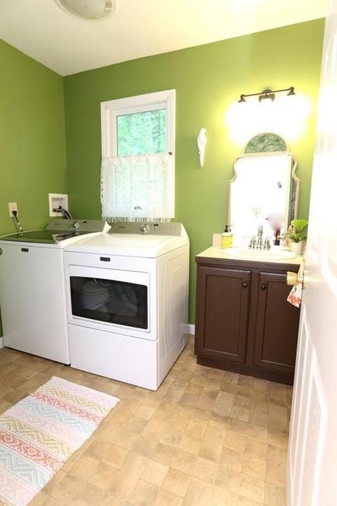 32 Pine Hill Rd, Easthampton, MA 01027 photo 14