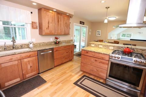 32 Pine Hill Rd, Easthampton, MA 01027 photo 11