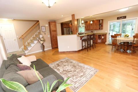 32 Pine Hill Rd, Easthampton, MA 01027 photo 6
