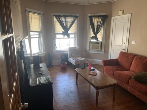 59 Peckham St, Fall River, MA 02724 photo 2