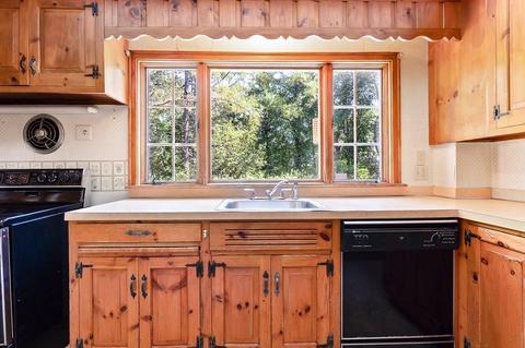 499 Locust St, Danvers, MA 01923 photo 6