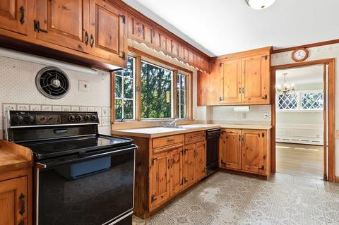 499 Locust St, Danvers, MA 01923 photo 5