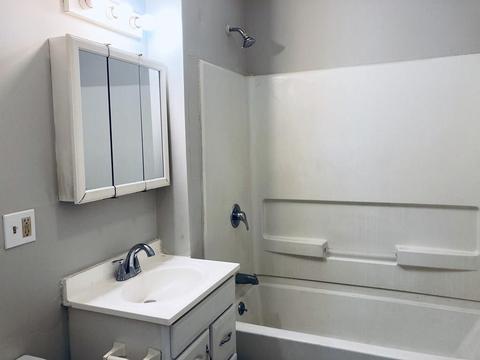 9 Massasoit Pl, Springfield, MA 01107 photo 7