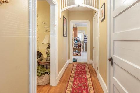 38 Glendale St, Everett, MA 02149 photo 3