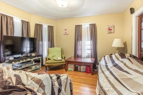 38 Glendale St, Everett, MA 02149 photo 4