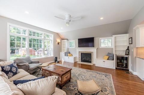 328 Charles St, Reading, MA 01867 photo 7