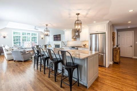328 Charles St, Reading, MA 01867 photo 1